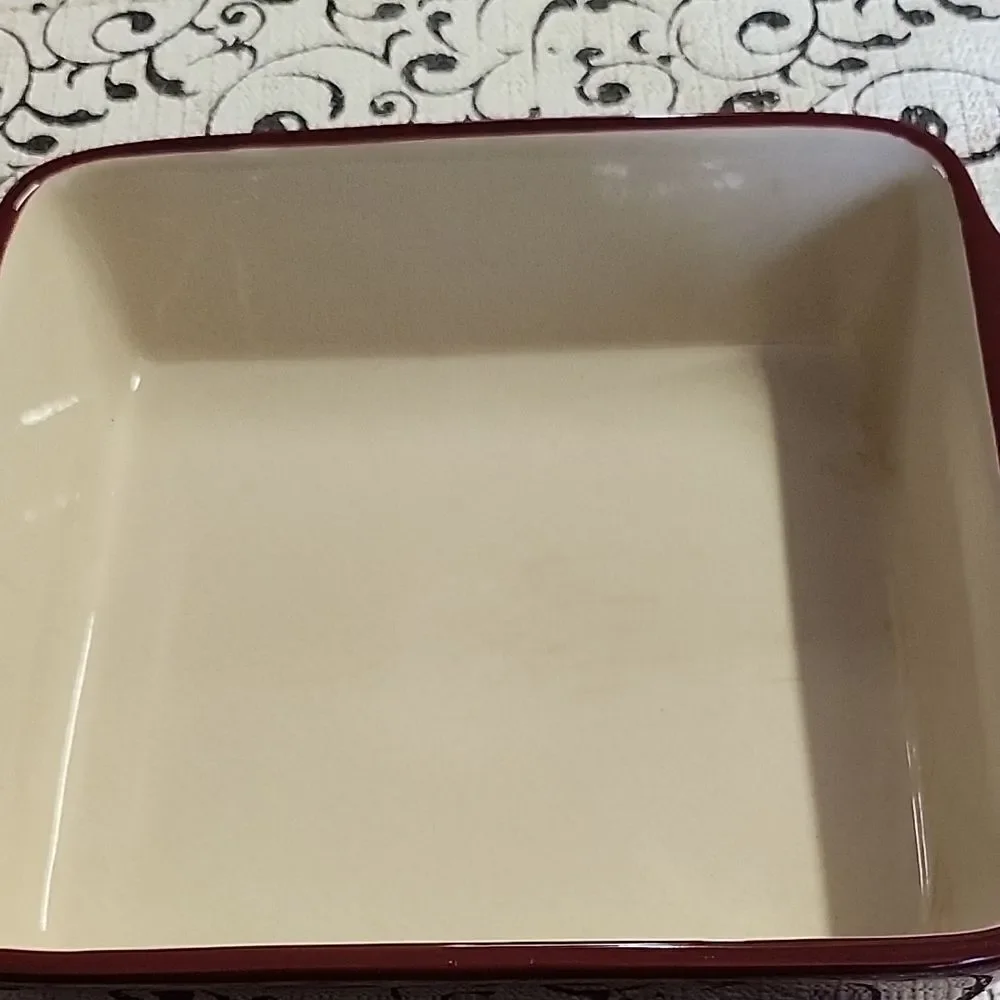 Home and Garden Party Baking Dish